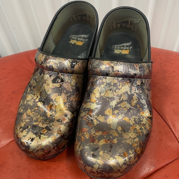 Dansko Clogs Metallic Speckled Brown with Gold Flecks Size 41